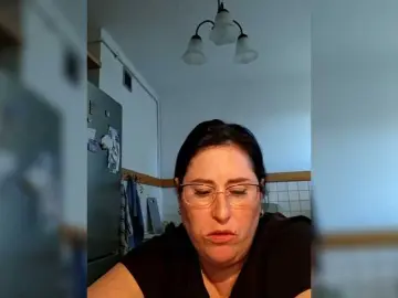 Loriktwinss  live sex cam