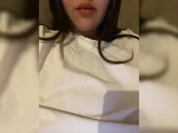 Loveesafi  live sex cam