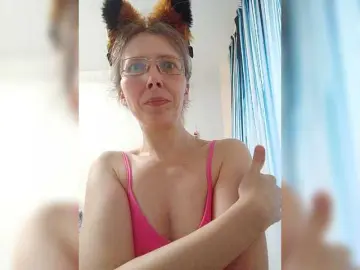 -queen-margo-  live sex cam