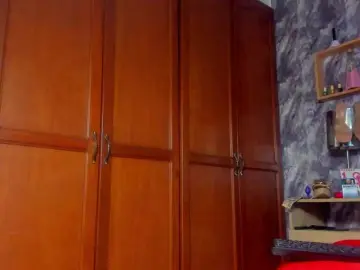 EMMAPARIS  live sex cam