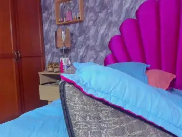 EMMAPARIS  live sex cam