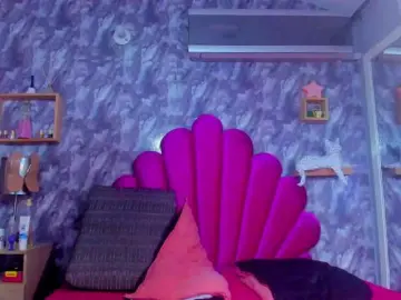 EMMAPARIS  live sex cam