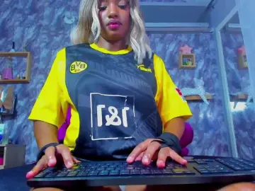 EMMAPARIS  live sex cam