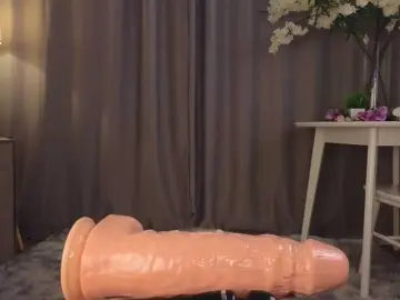 KarenLowe  live sex cam