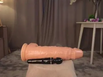 KarenLowe  live sex cam