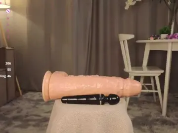 KarenLowe  live sex cam