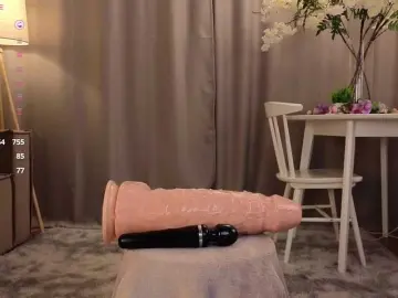 KarenLowe  live sex cam