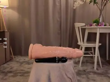 KarenLowe  live sex cam
