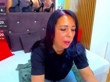LauraSinFull  live sex cam