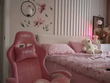 MilaLuxury  live sex cam