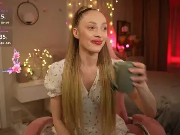 MilaLuxury  live sex cam