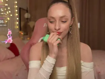 MilaLuxury  live sex cam