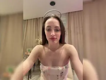 MilaLuxury  live sex cam