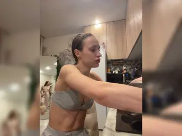 MilaLuxury  live sex cam