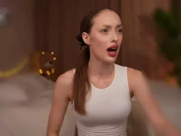 MilaLuxury  live sex cam