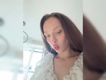 MilaLuxury  live sex cam