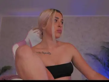 Theajoy  live sex cam