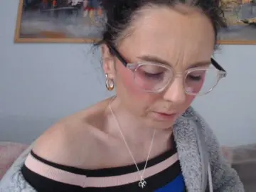 Cleophee  live sex cam