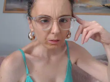 Cleophee  live sex cam