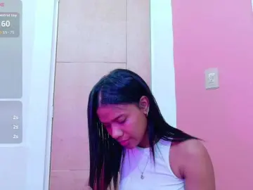 Daddysneakin  live sex cam