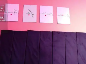 Daddysneakin  live sex cam