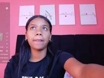 Daddysneakin  live sex cam