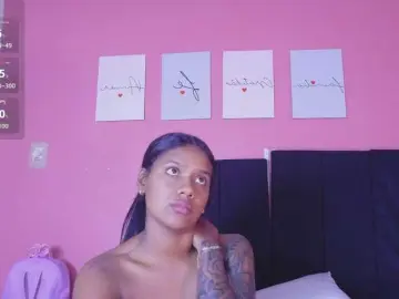 Daddysneakin  live sex cam