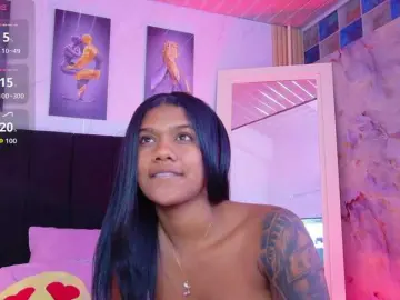 Daddysneakin  live sex cam