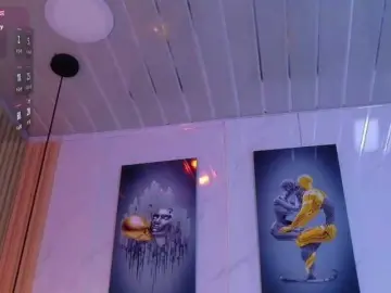 Daddysneakin  live sex cam