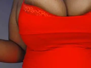Sexy-chocco  live sex cam