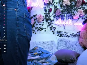 Beellami  live sex cam