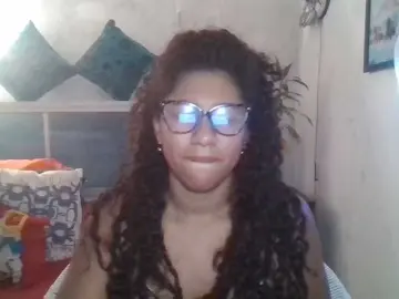 Bellacrespa  live sex cam