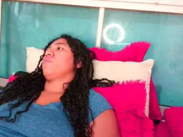 Bellacrespa  live sex cam