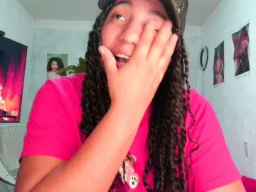 Bellacrespa  live sex cam