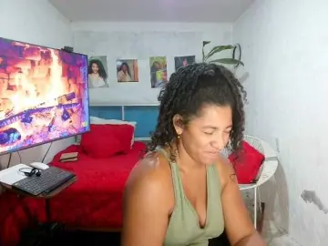 Bellacrespa  live sex cam
