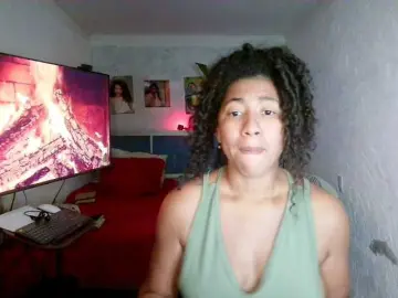Bellacrespa  live sex cam