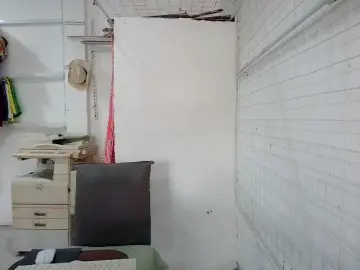 Bellacrespa  live sex cam