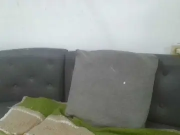 Bellacrespa  live sex cam