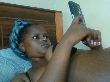 Kishylovee  live sex cam