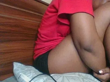Kishylovee  live sex cam