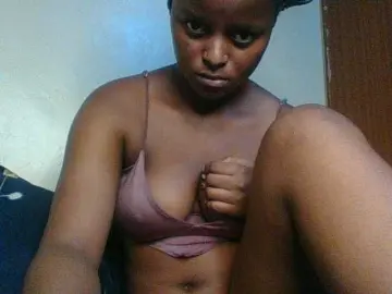 Kishylovee  live sex cam