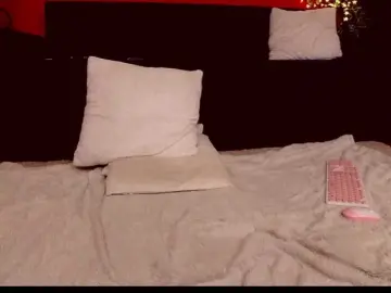 SellenaAlure  live sex cam