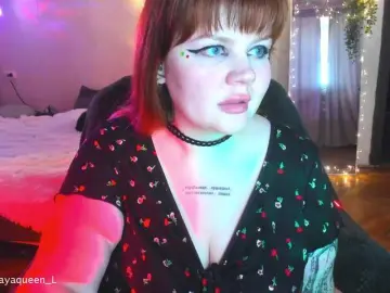 Miss-mayaqueen  live sex cam