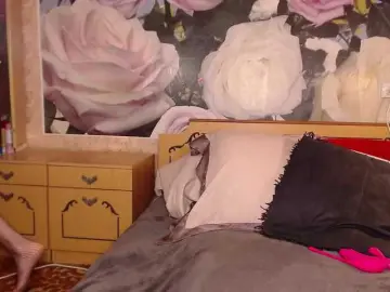 -Karolina555-  live sex cam