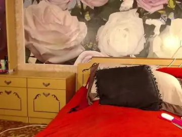 -Karolina555-  live sex cam