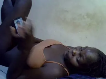 African-qeen1  live sex cam