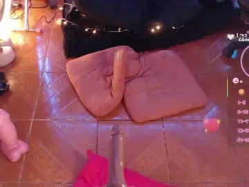 Emmy-Ruiz  live sex cam