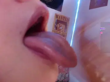 Emmy-Ruiz  live sex cam