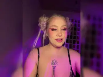 GlamorousBlonde  live sex cam