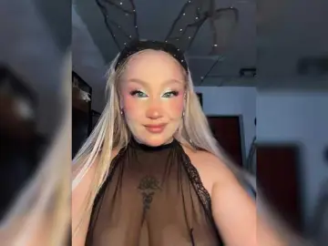 GlamorousBlonde  live sex cam
